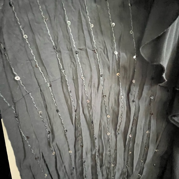 Black Button-Up Blouse w/Collar & Sequins - Picture 4 of 6